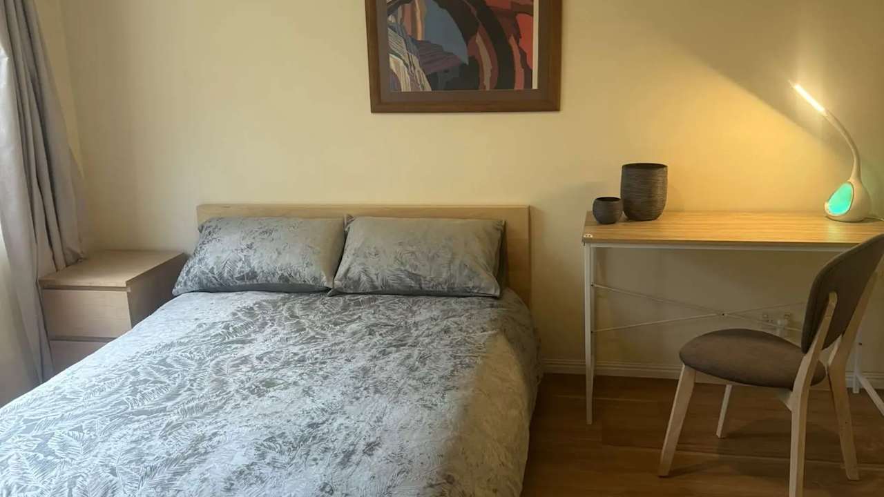 Furnished room in a share house