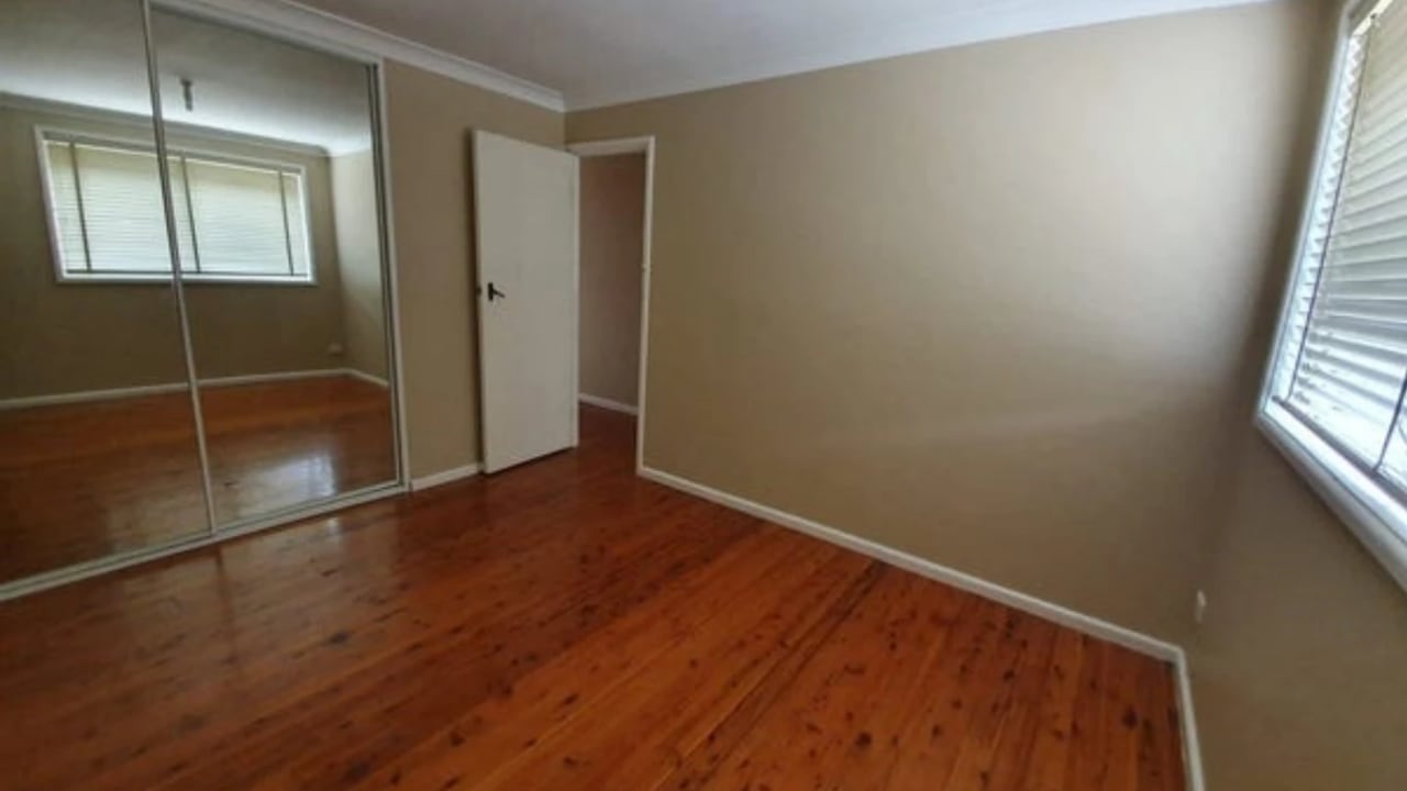 Unfurnished room in a share house