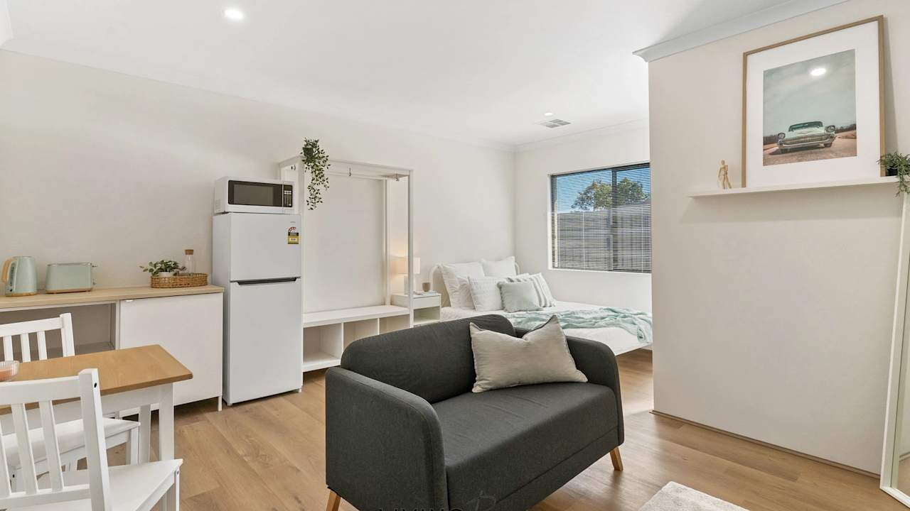 Furnished room with ensuite in a share house