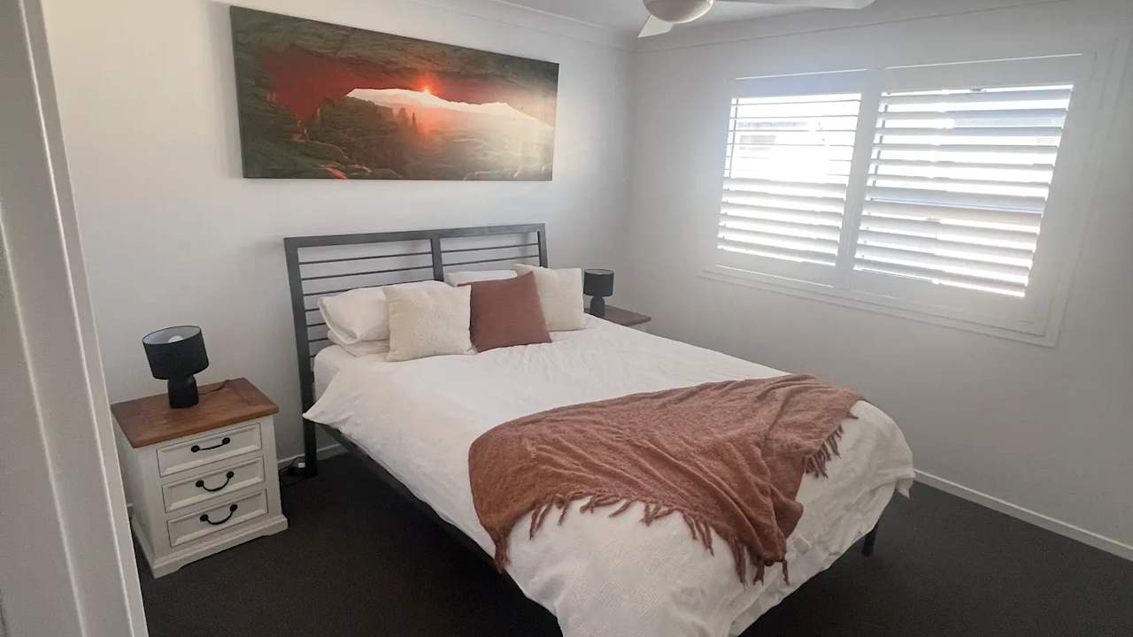 Room in a share house