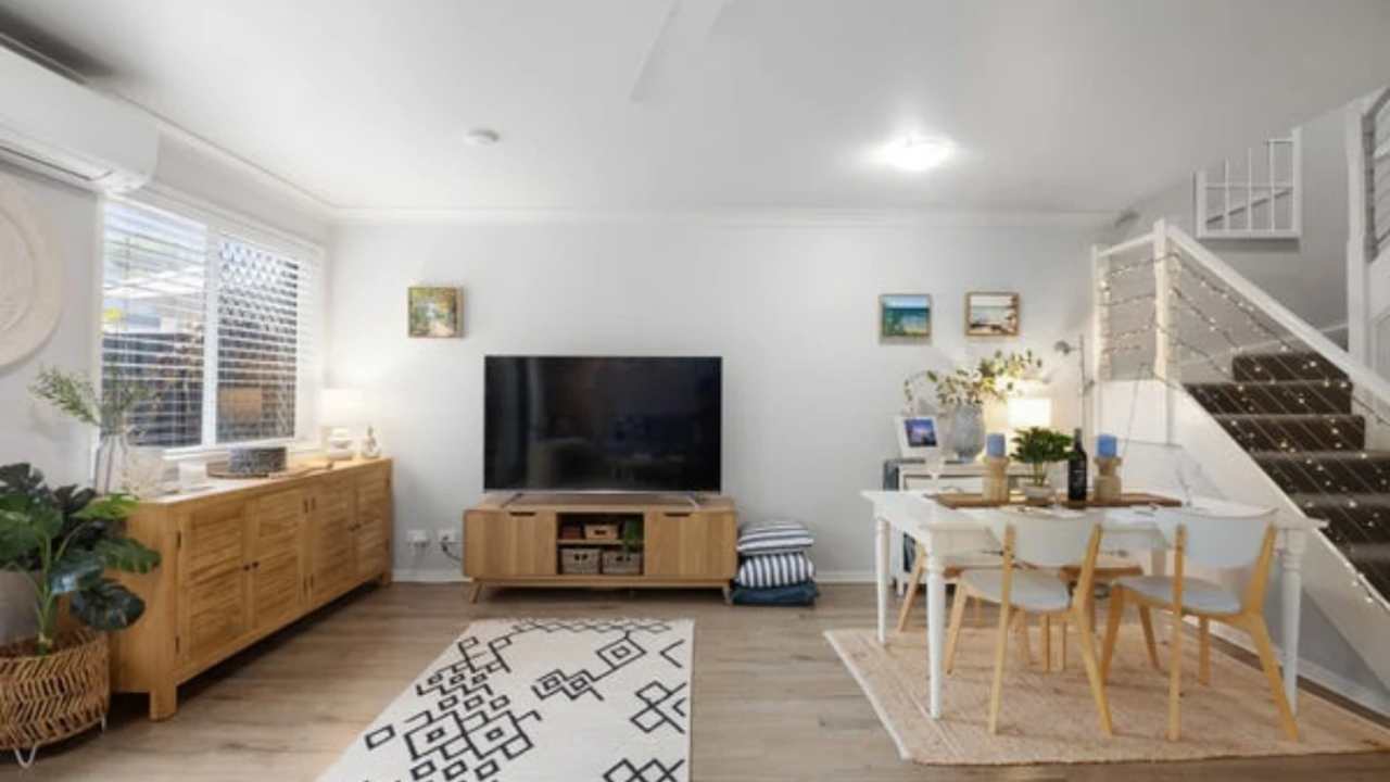 Unfurnished room in a share house