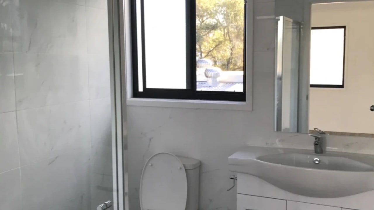 Unfurnished room in a share house