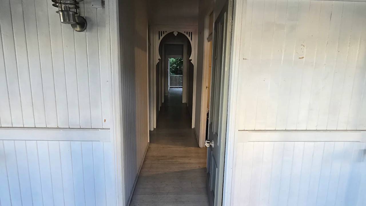 Room in a share house