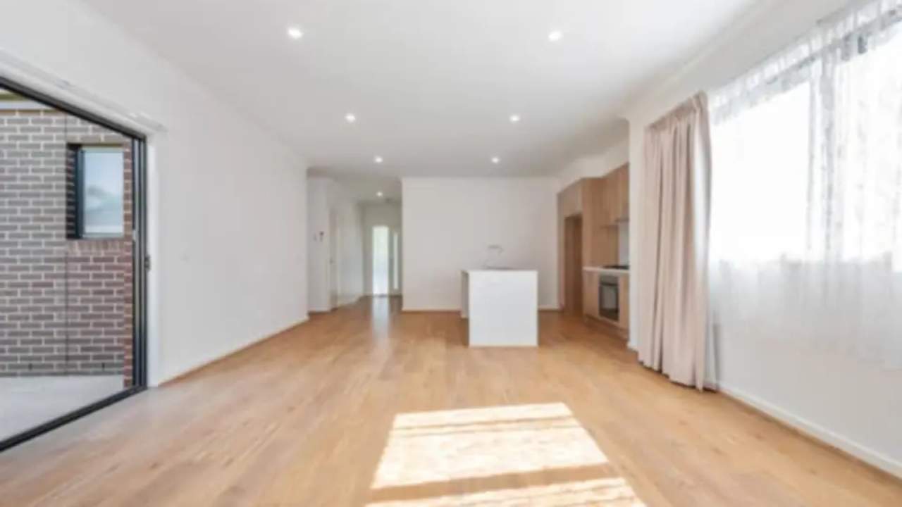 Unfurnished room with own bathroom