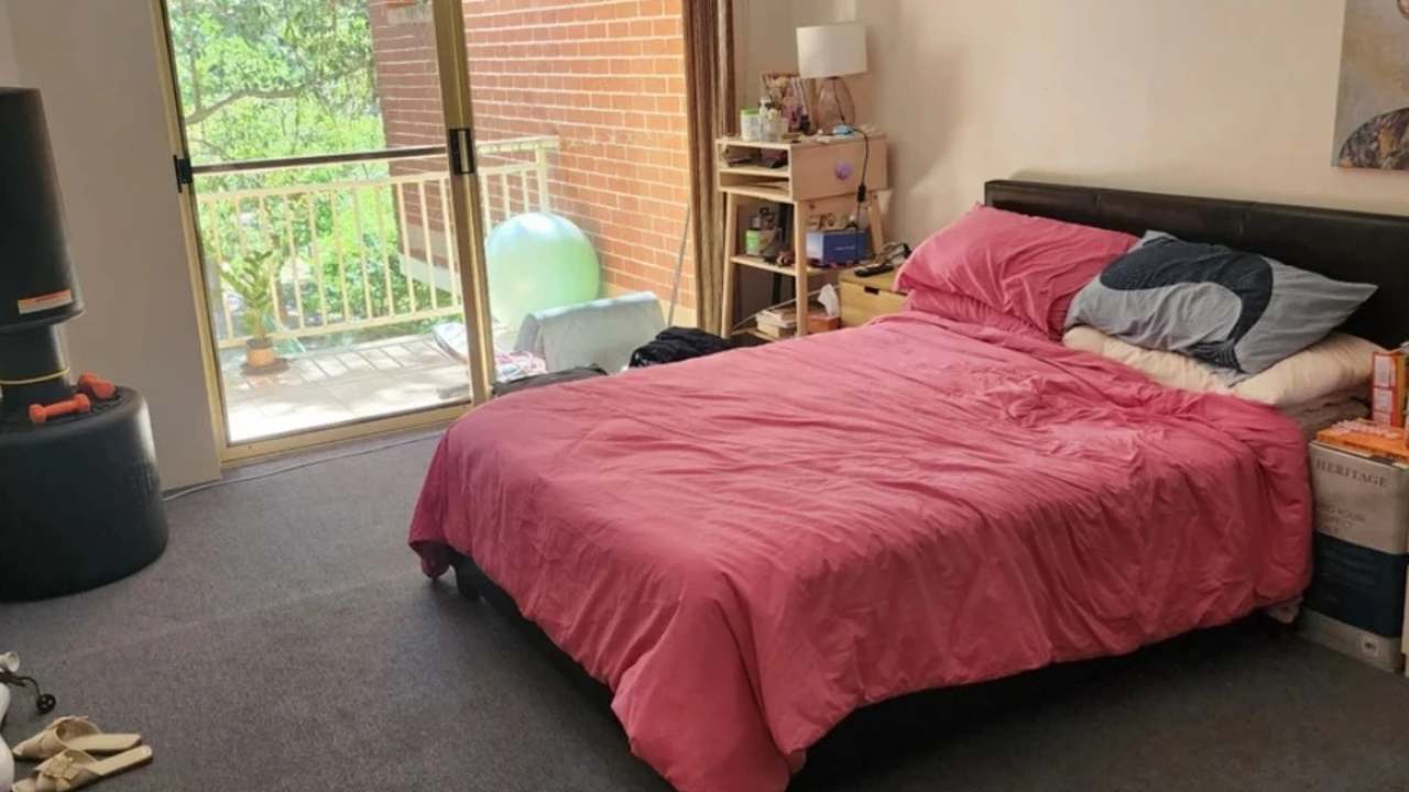 Furnished room with own bathroom