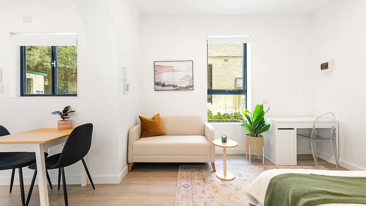 Room studio flat for rent