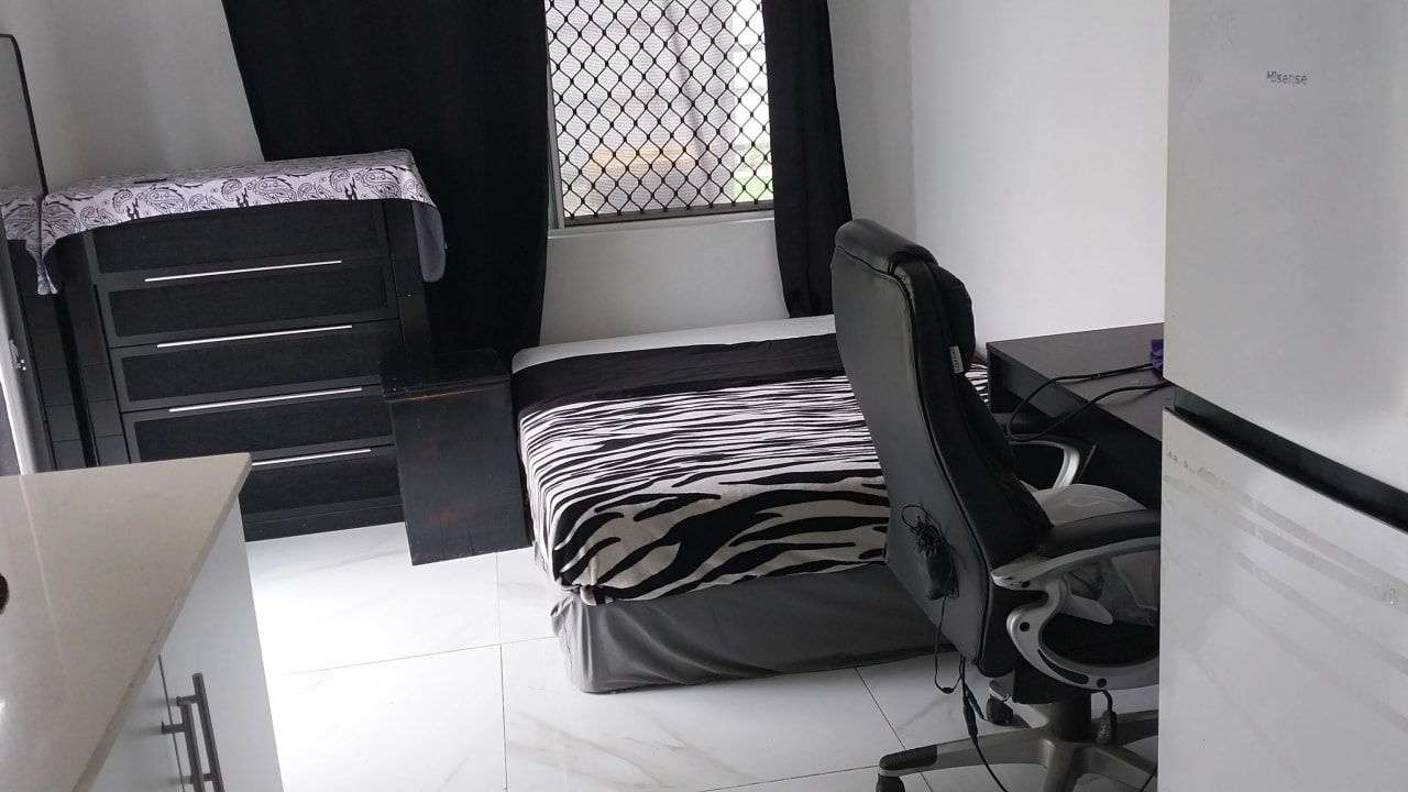 Furnished room with own bathroom