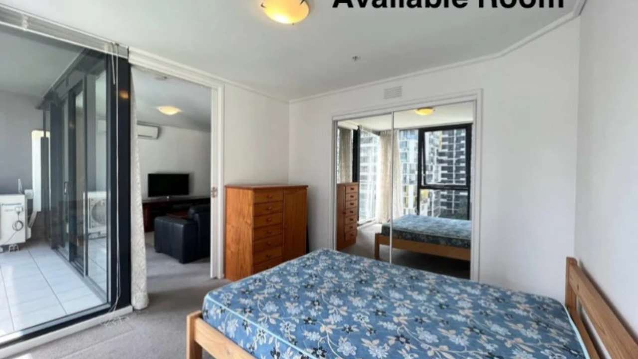 Furnished room with own bathroom