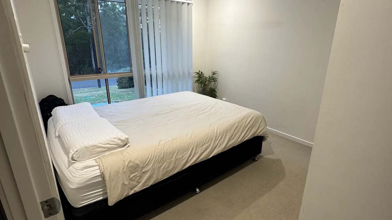 Unfurnished room with own bathroom