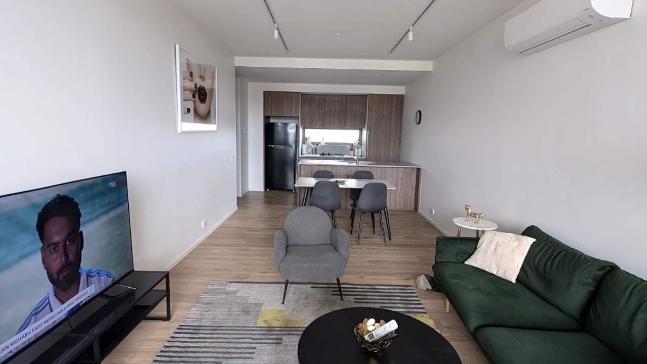 Furnished room with own bathroom