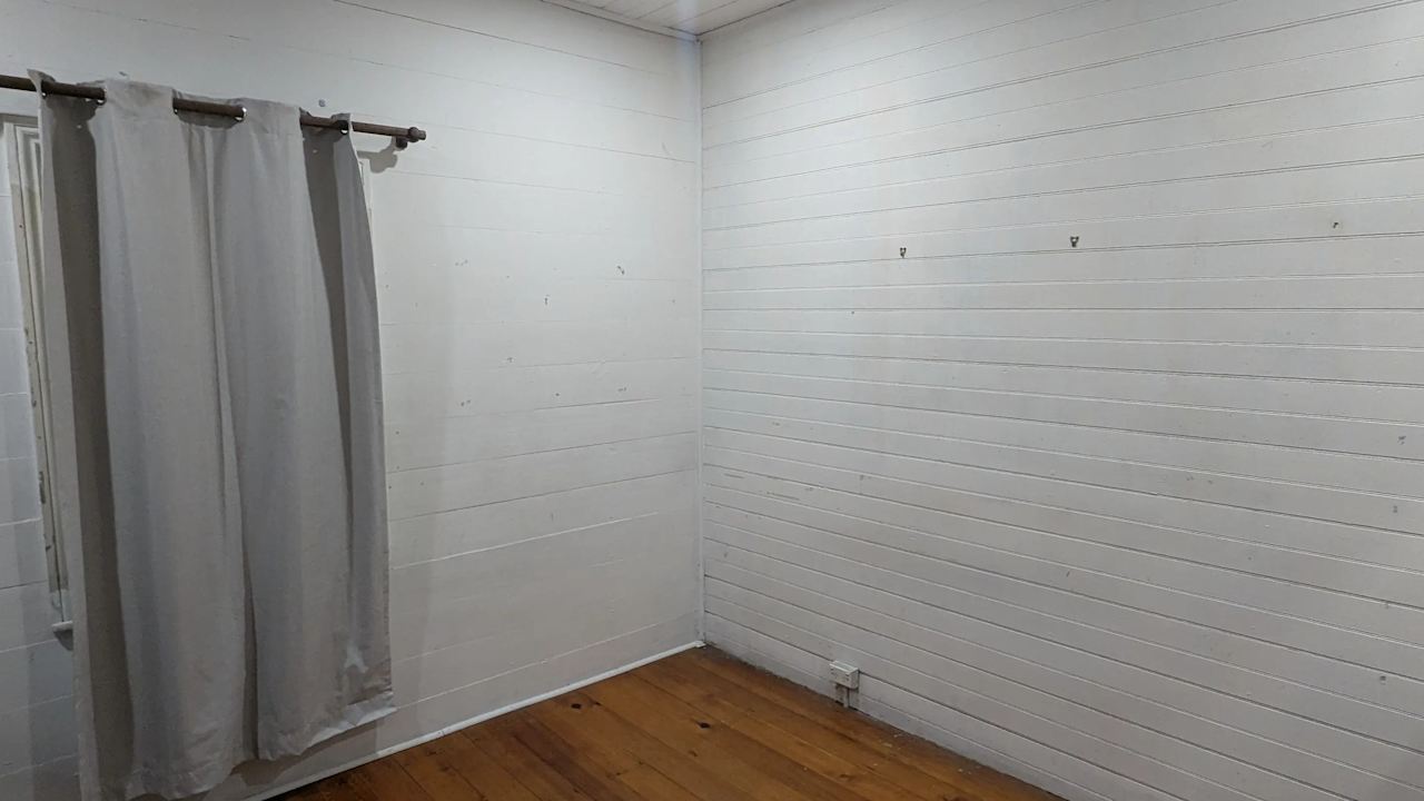 Unfurnished room in a share house