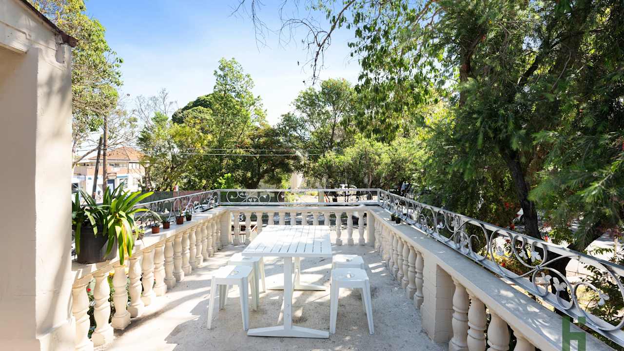 Whole property with 3 rooms for rent