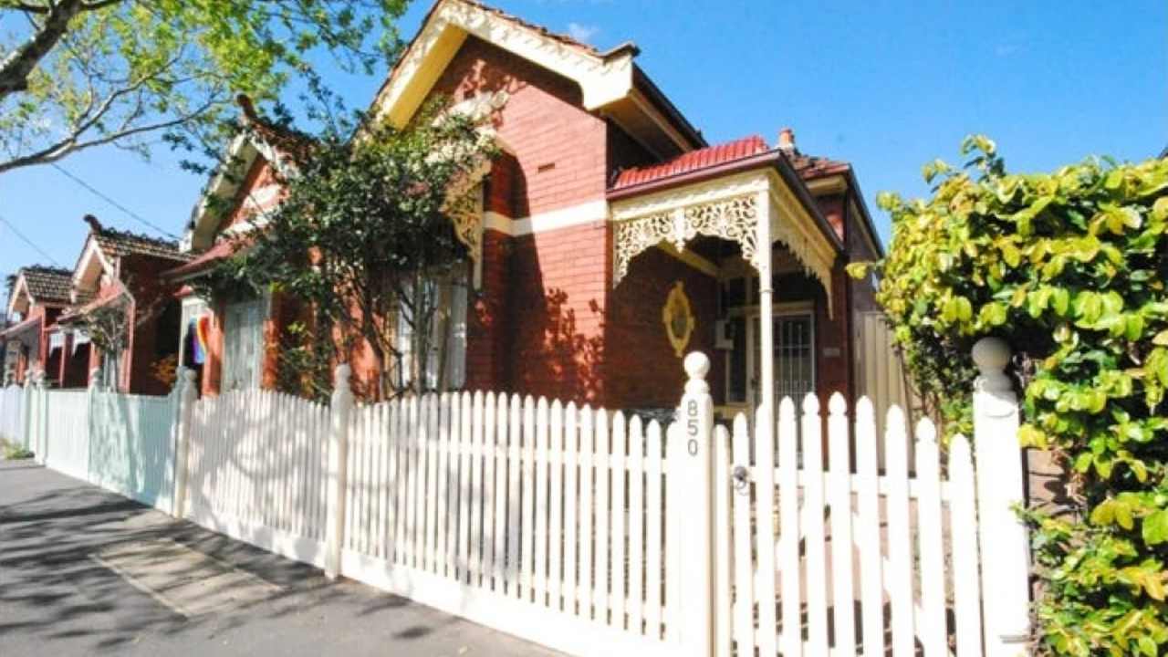 Unfurnished room in a share house