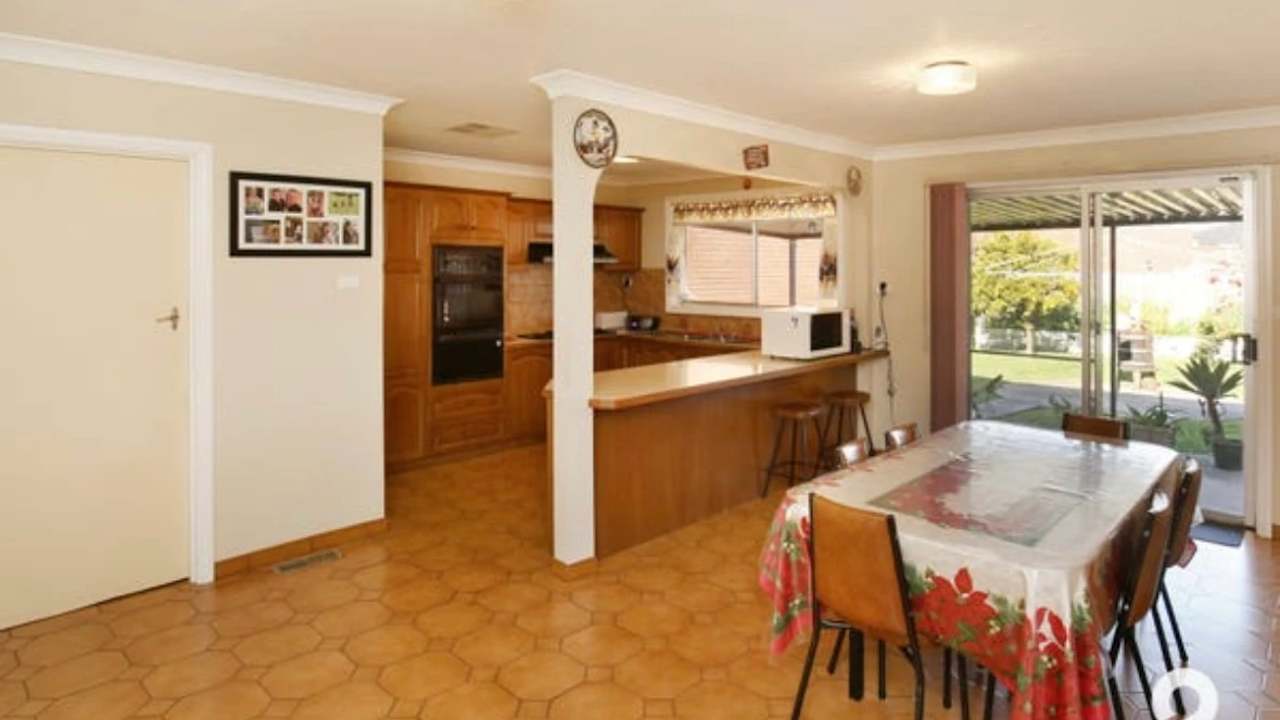 Whole property with 4 rooms for rent