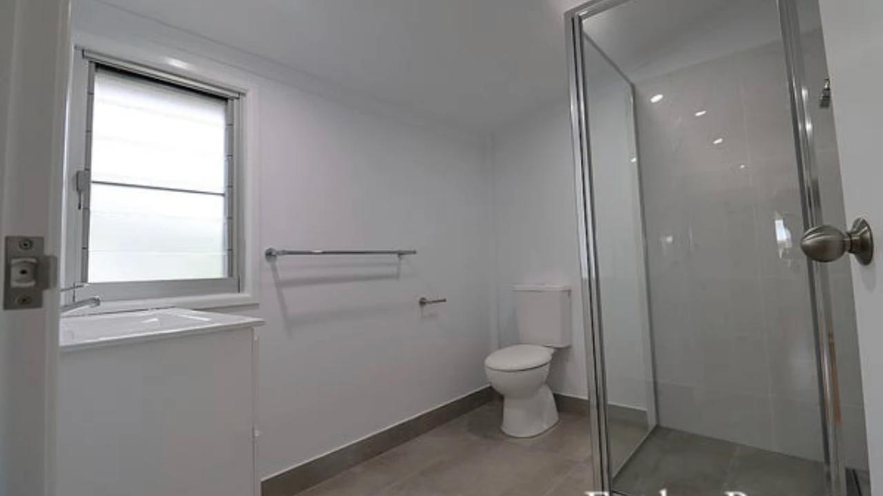 Furnished room with ensuite in a share house