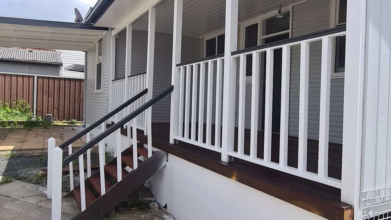 Room in a share house
