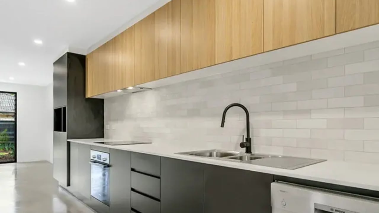 Room with ensuite in a share house