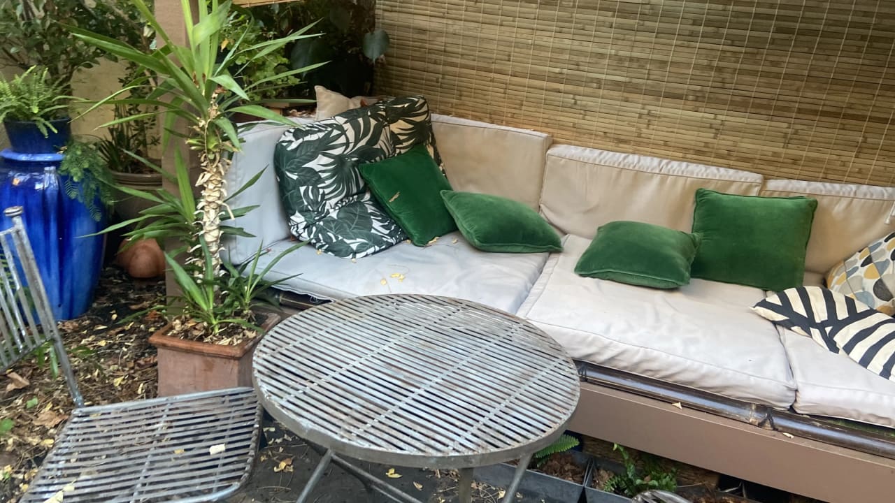 Furnished room with own bathroom