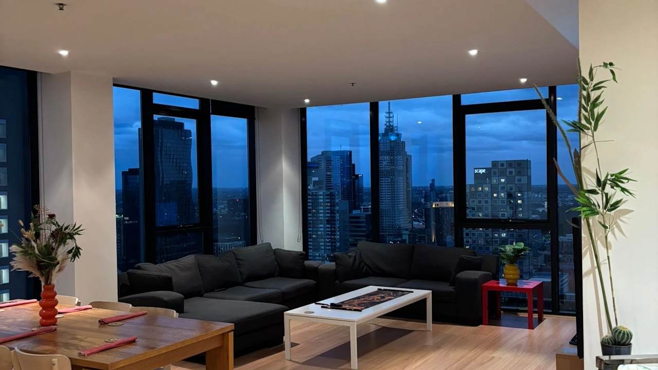 Furnished room in a flatshare