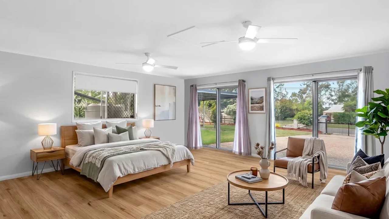 Furnished room in a share house