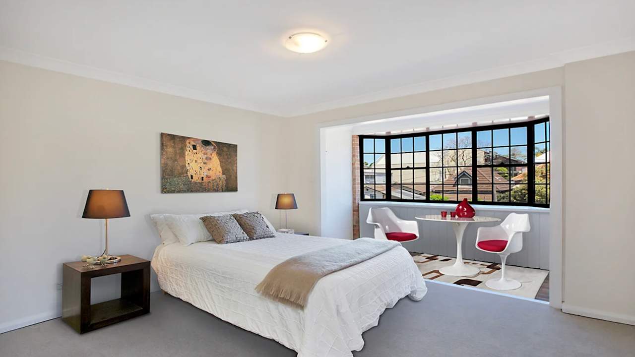 Room in a share house