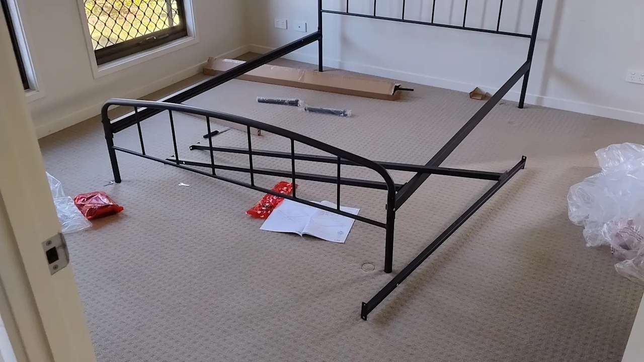 Unfurnished room with ensuite in a share house