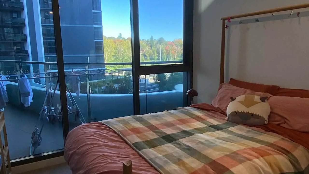 Unfurnished room with own bathroom