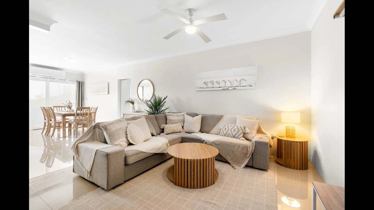 Whole property with 2 rooms for rent