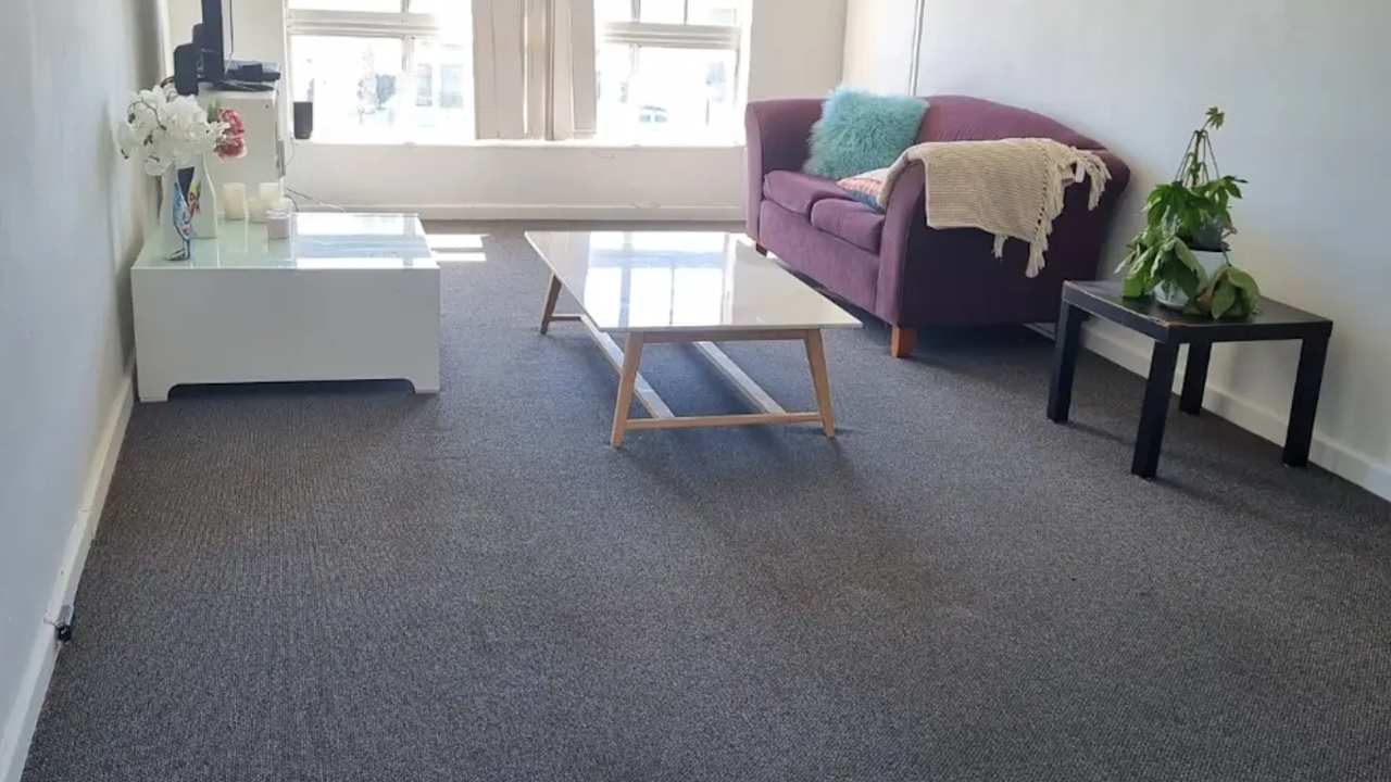 Whole property with 2 rooms for rent