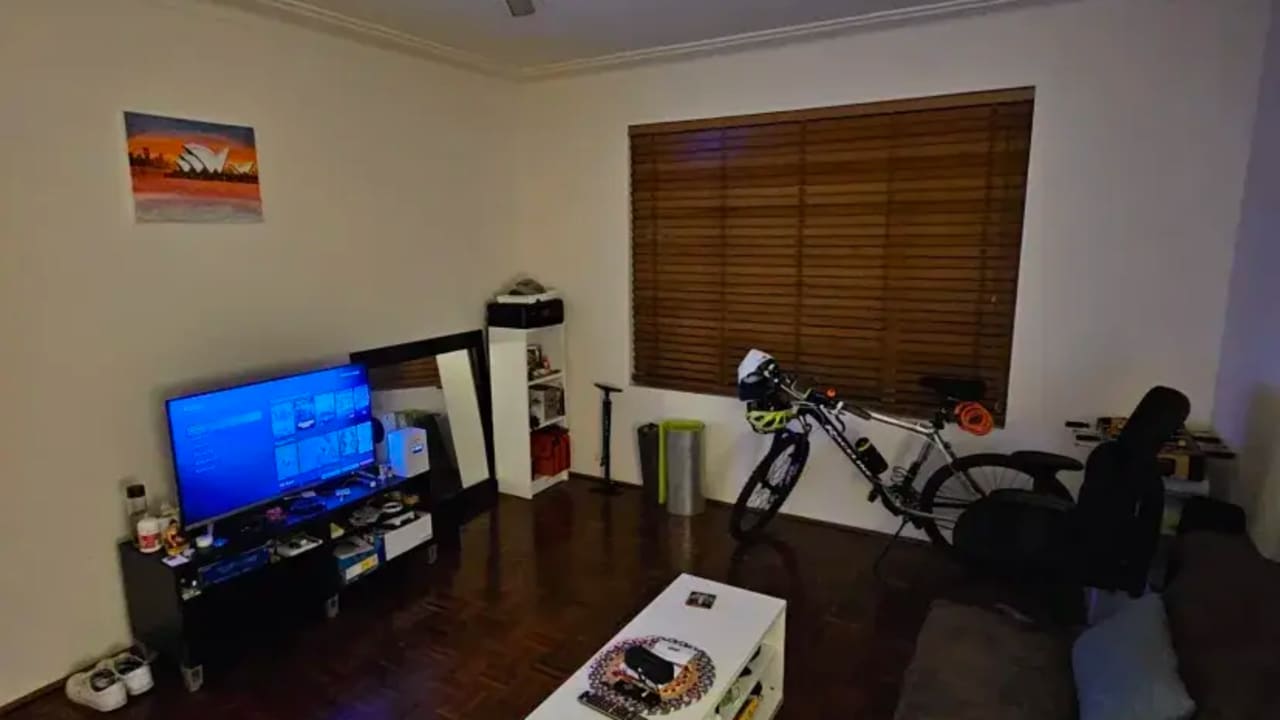 Furnished room in a share house