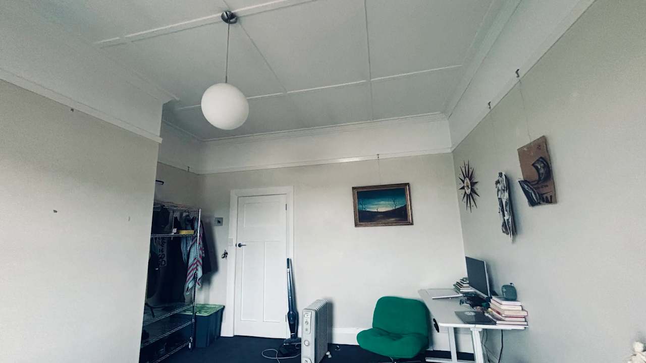 Unfurnished room in a share house