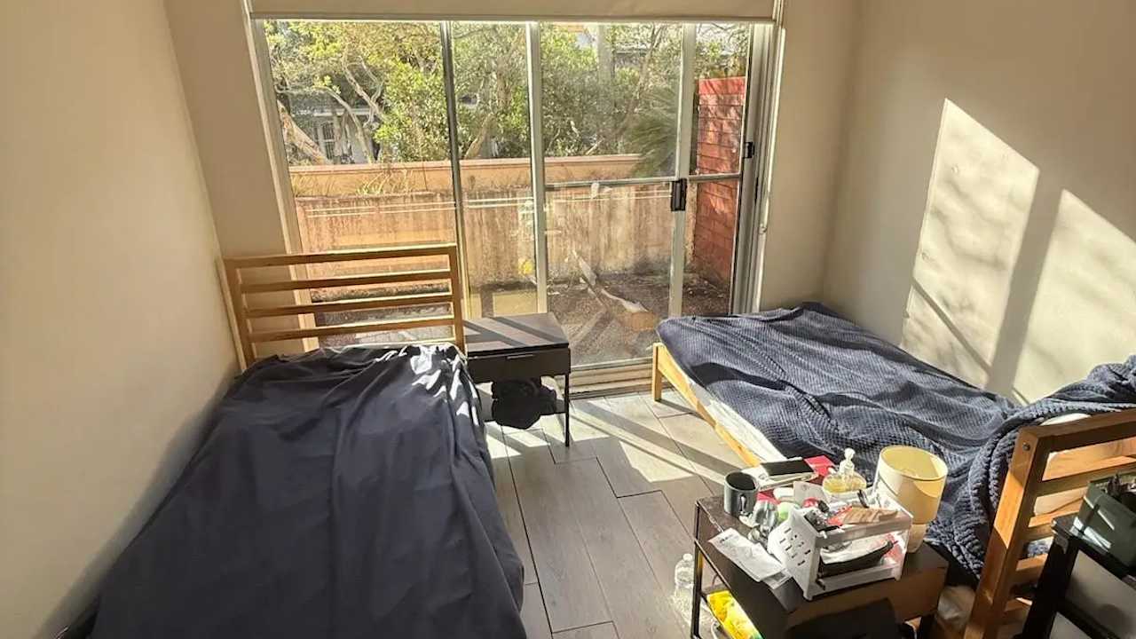 Furnished room in a flatshare