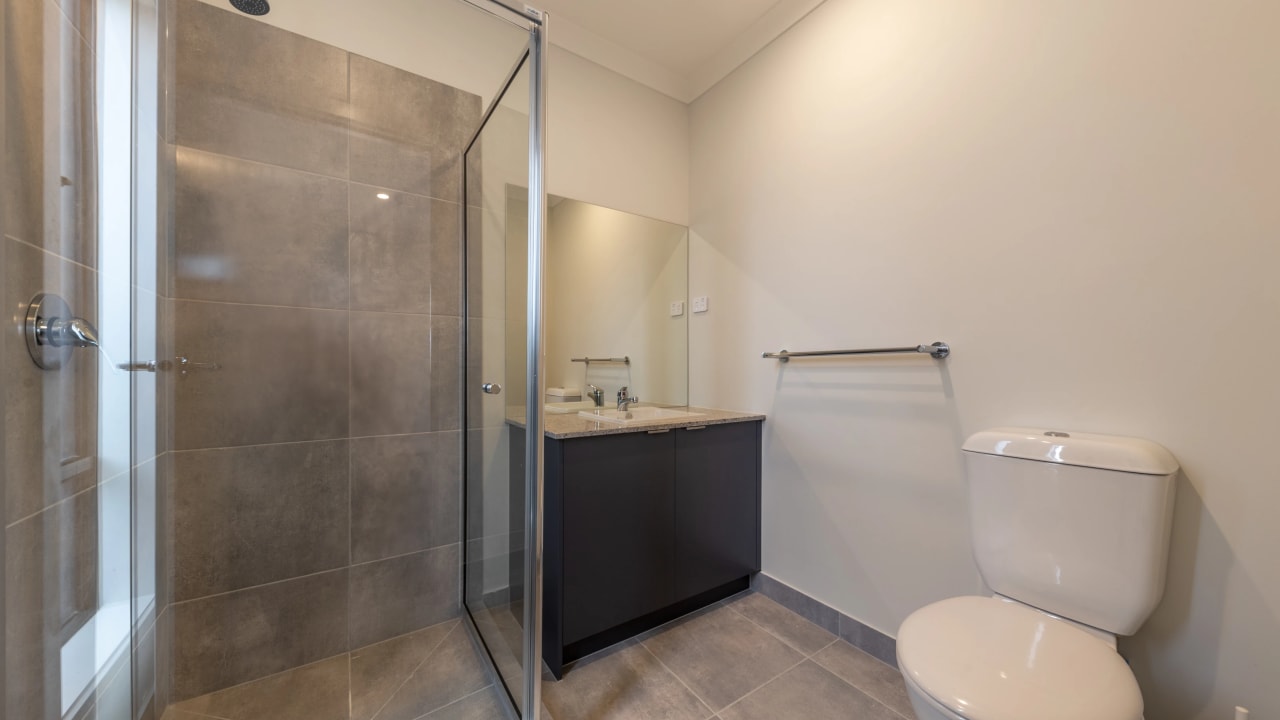 Furnished room with ensuite in a share house