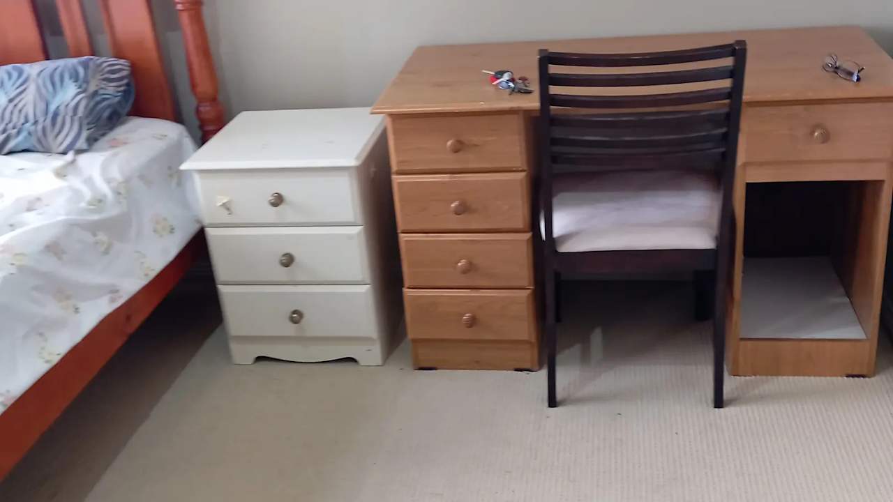 Furnished room in a share house