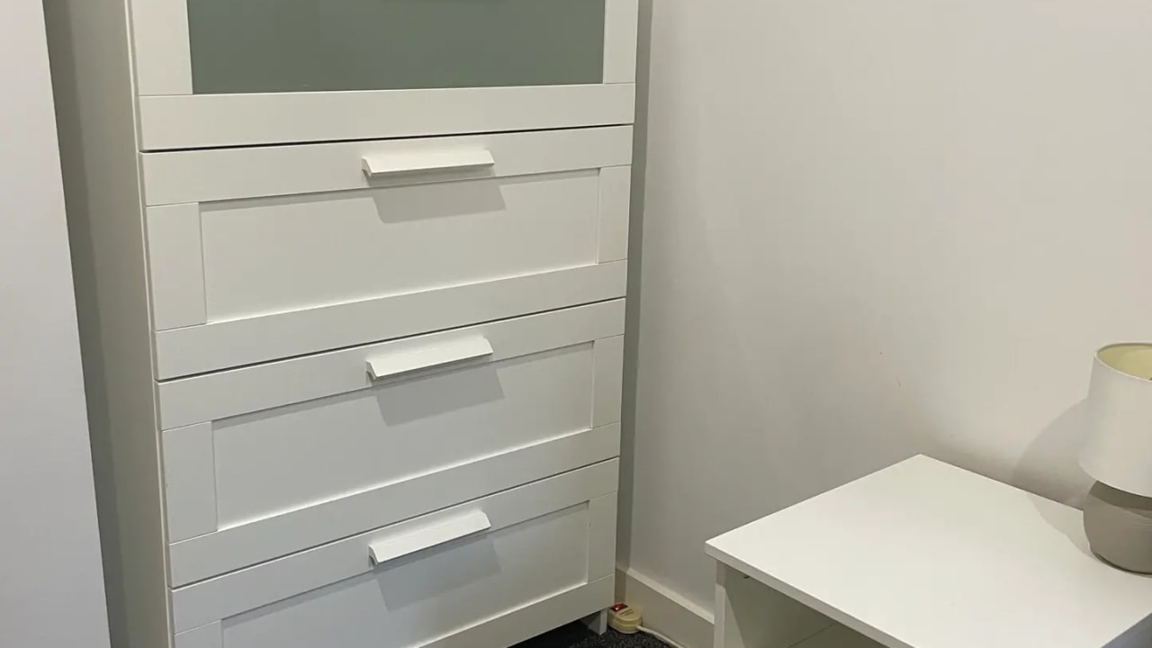 Furnished room with ensuite in a flatshare
