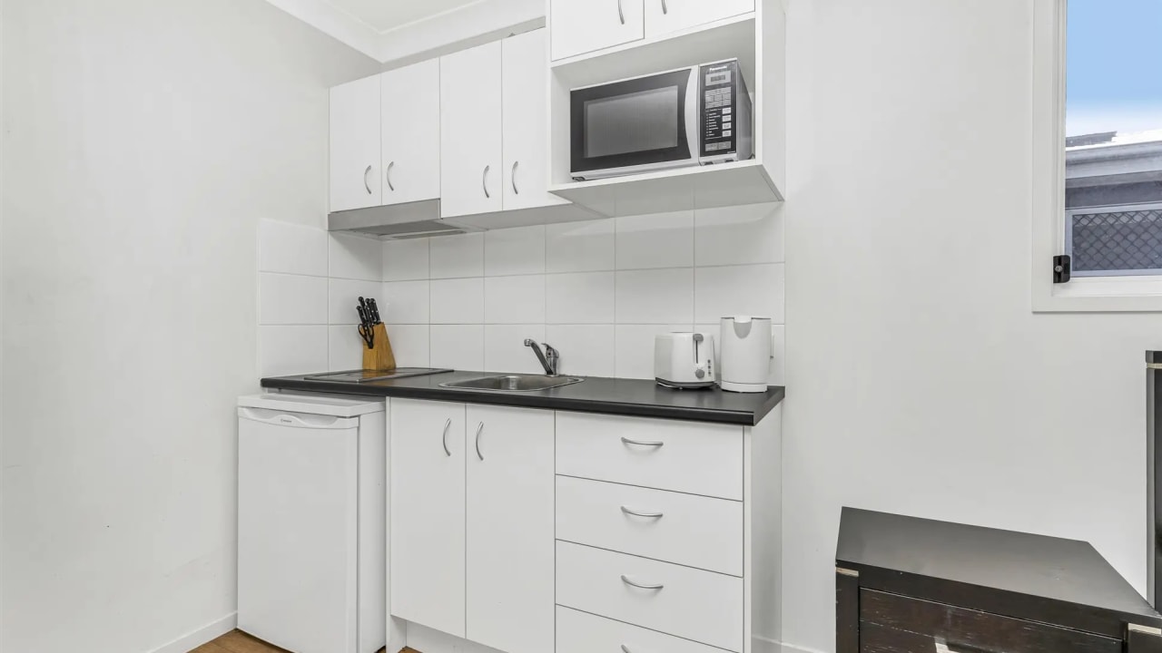 Furnished room studio flat for rent