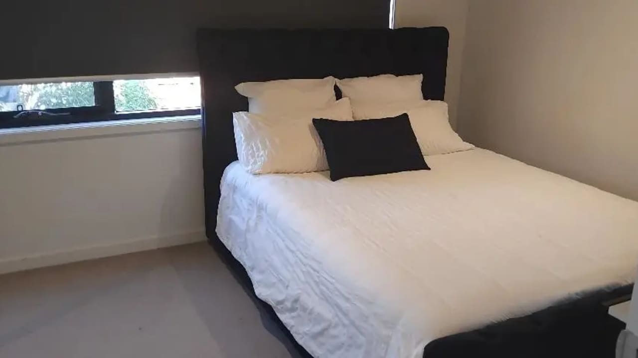 Furnished room with own bathroom