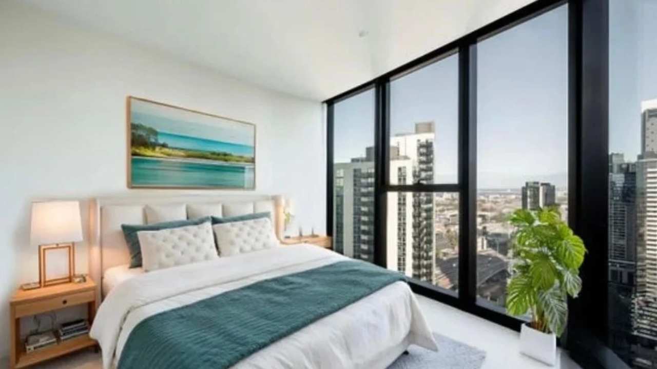 Furnished room with ensuite in a flatshare