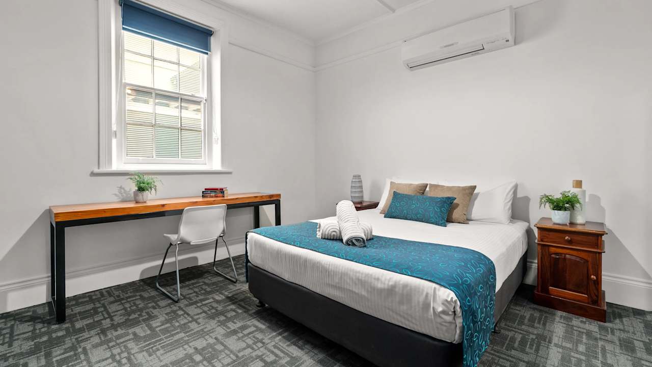 Furnished room studio flat for rent