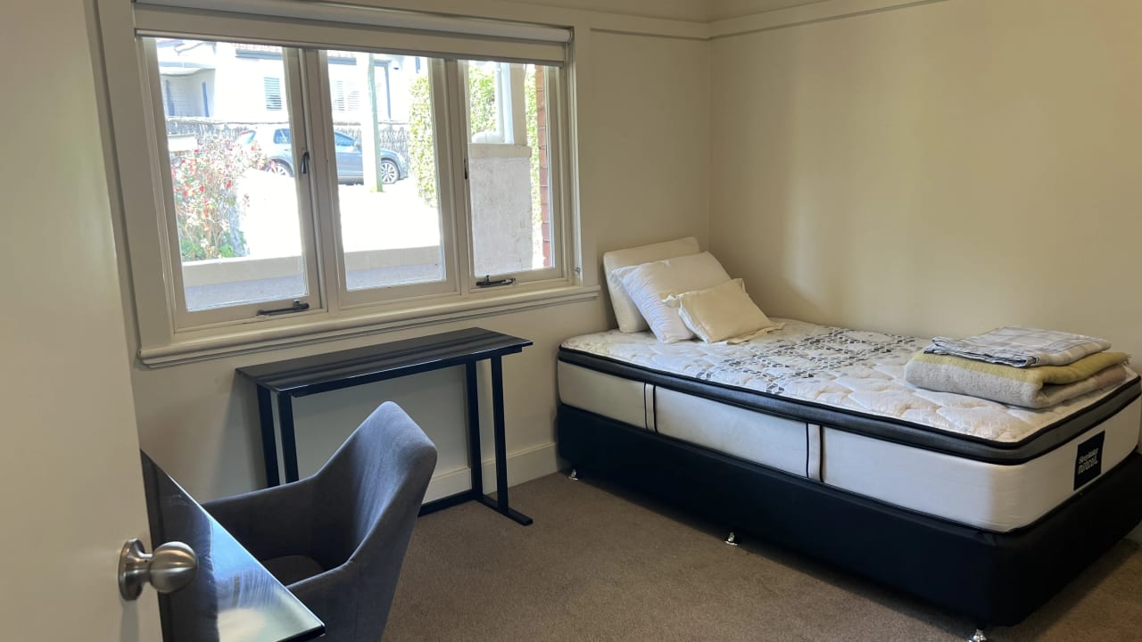 Furnished room in a share house