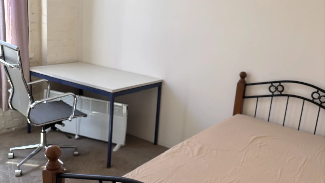 Furnished room in a share house