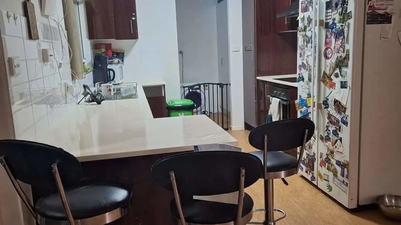 Room in a share house