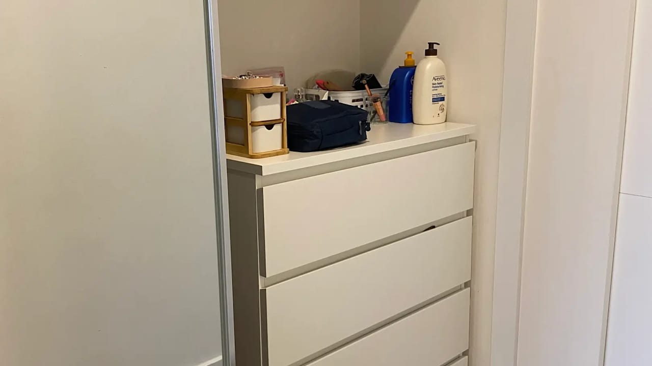 Furnished room in a flatshare