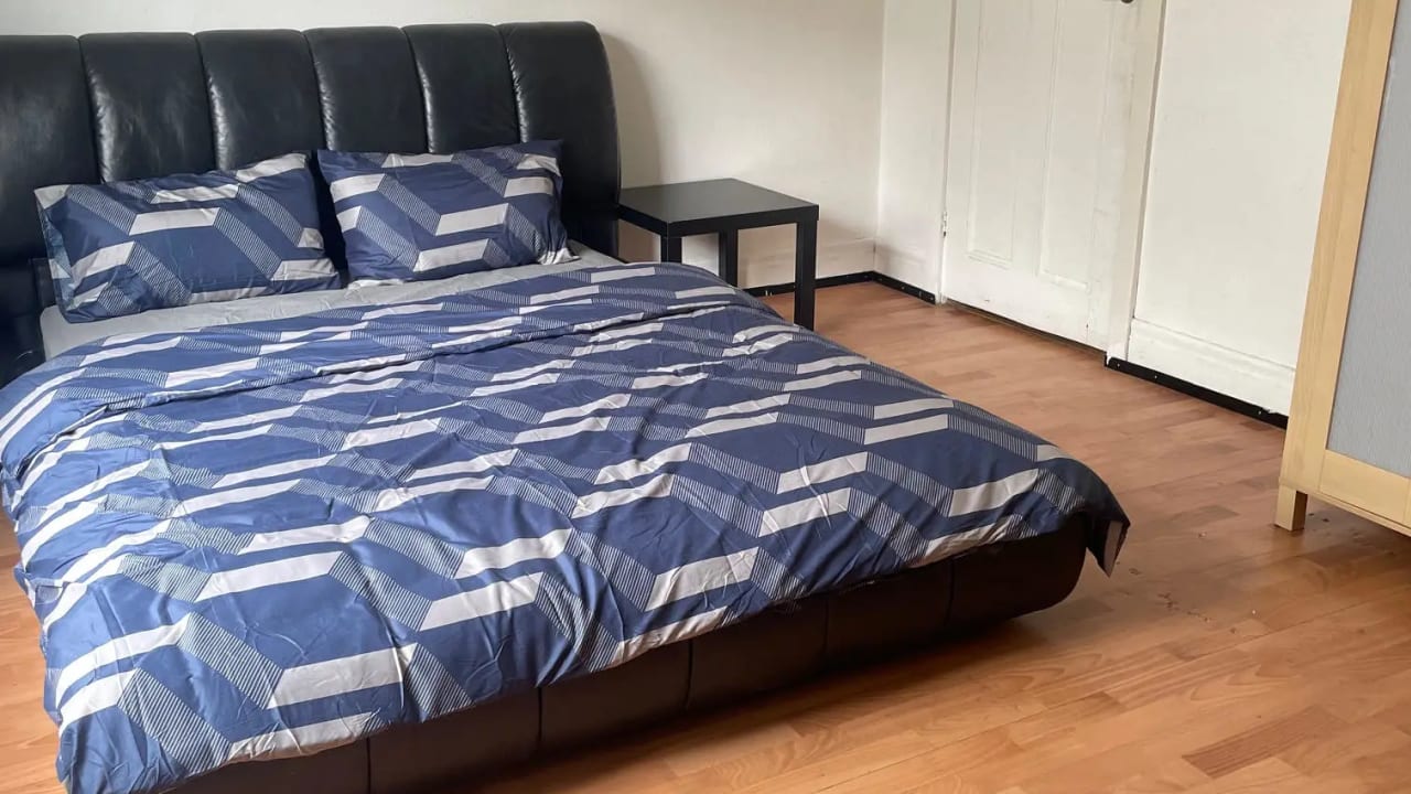 Furnished room with ensuite in a share house