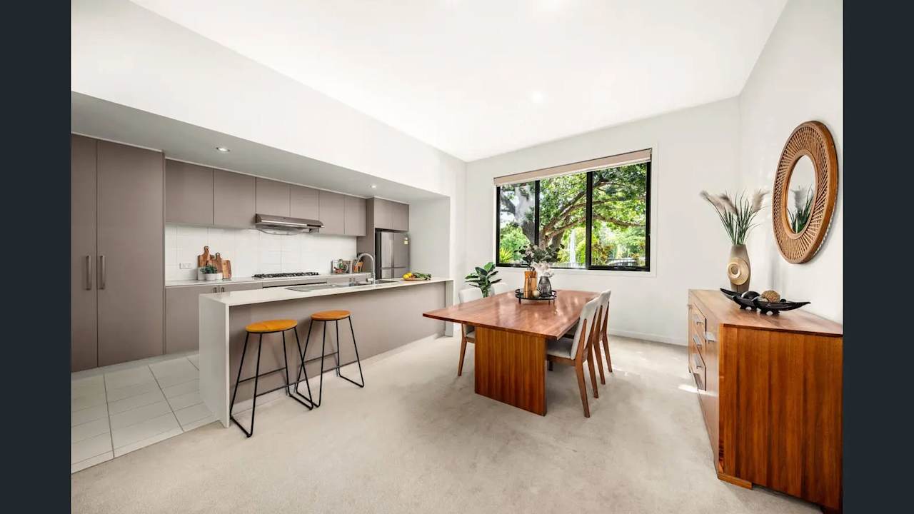 Whole property with 4 rooms for rent