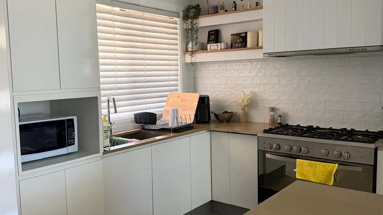 Room with ensuite in a share house