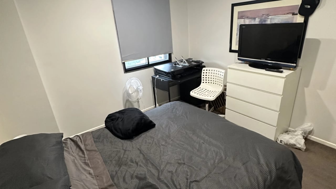 Room with ensuite in a flatshare