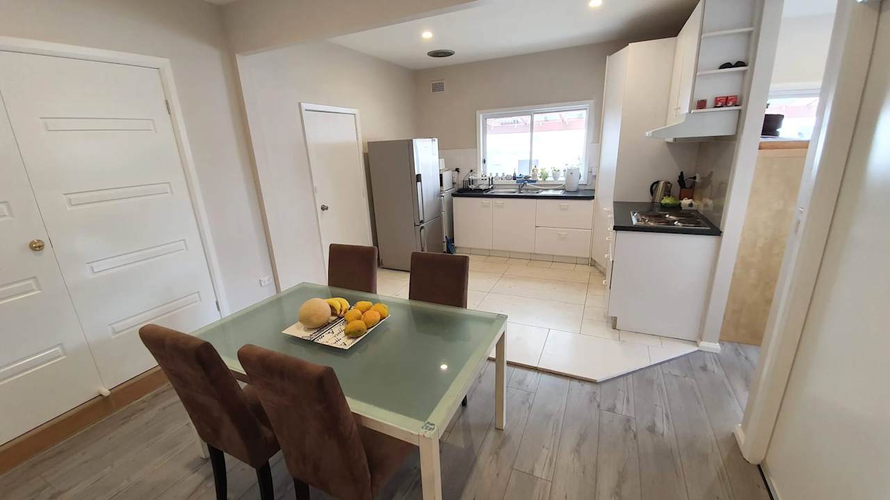 Whole property with 4 rooms for rent