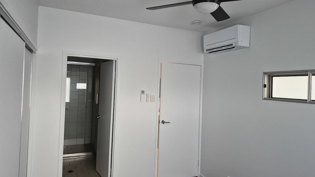 Room with ensuite in a share house