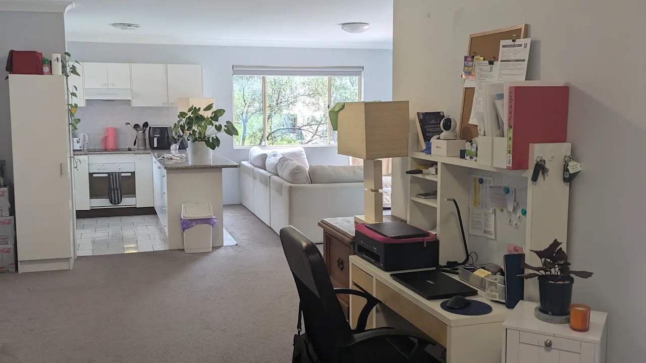 Whole property with 2 rooms for rent